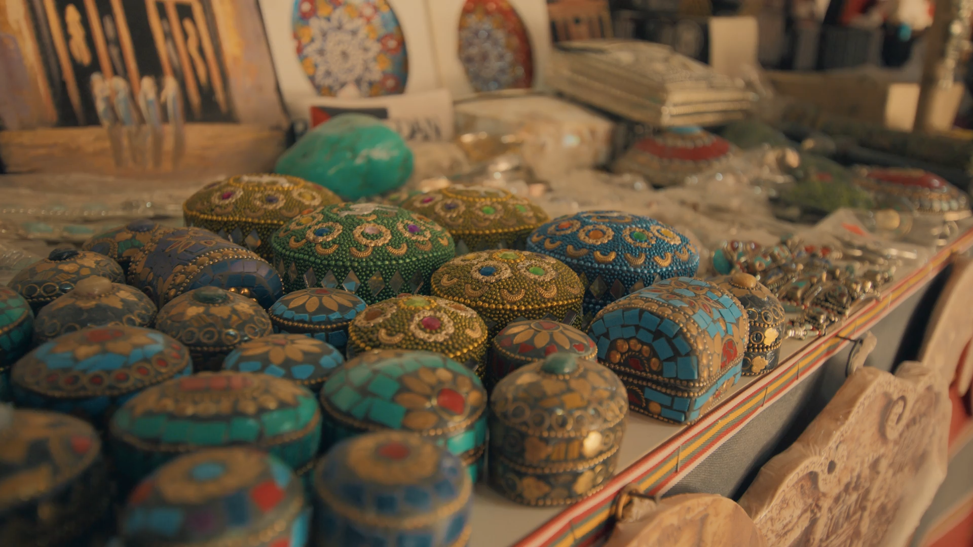 ANTIQUE